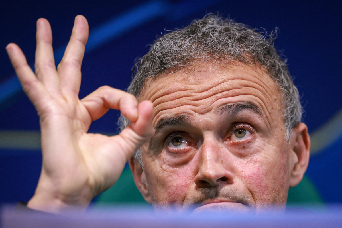"韓 축구 초대박!" 'LEE, 절대 못 보내' PSG 결단 내렸다…佛 …