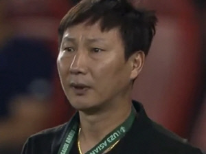 [속보]'김상식 매직' 베트남, 14억 대륙의 소망에 막히나...후반 연속 실점 허용 '와르르' 중국전 0-2 패배 위기(후반 진행 중)