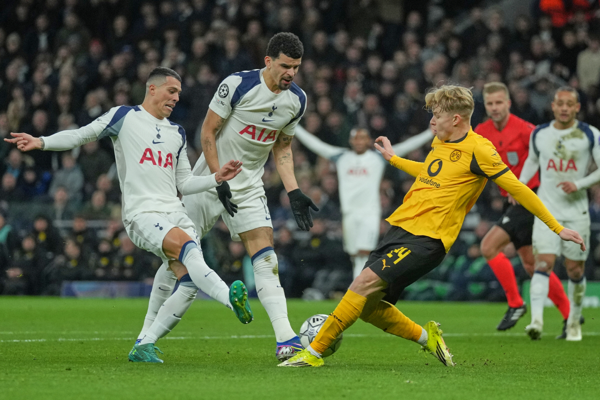 "'퇴장'이 살렸다" '경질 위기' 프랭크 기사 회생→'수적 우세' 토트…