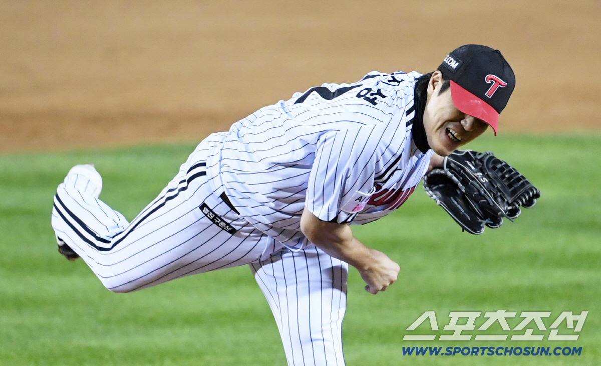 올해도 '헌신좌'는 후배 1명 더 애리조나로 보냈다. 3년째 나홀로 이천…