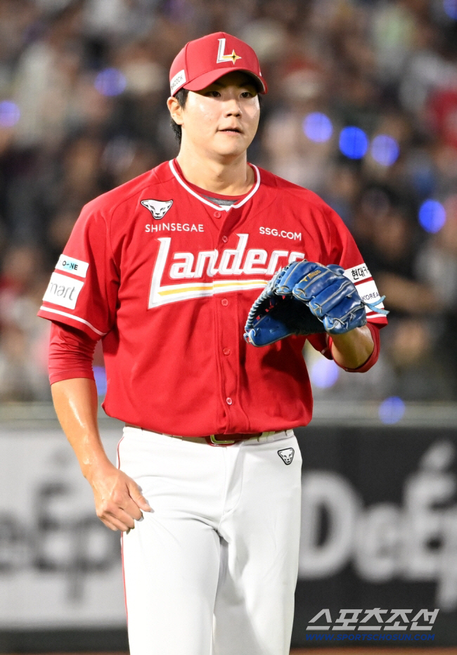 사비 들여서 몇년째 후배들 해외 데려가는데, 왜 쉬쉬하나? "이름은…"