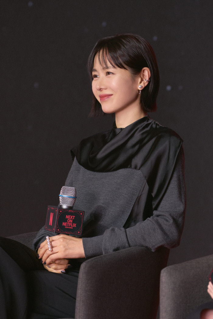'스캔들' 손예진 "한복 너무 예쁘지만 무거워..손발이 묶인 느낌"