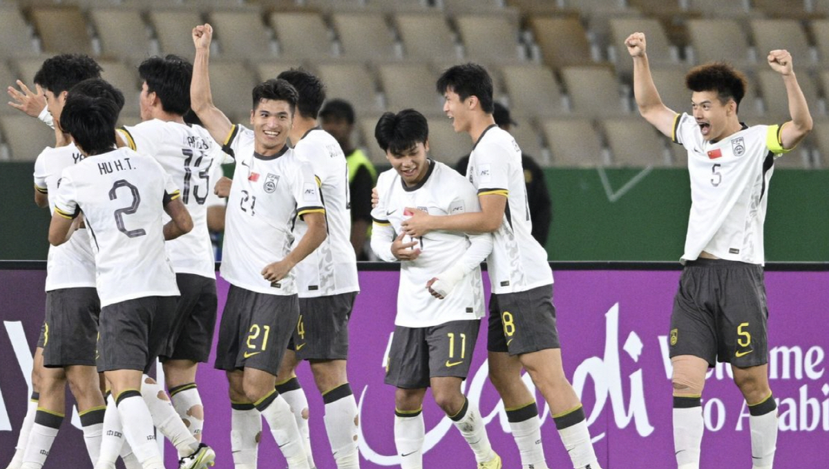 미쳤다! 韓 0-2 꺾은 우즈벡 제압→"오만한 베트남, 中에게 대굴욕 당…