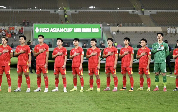 "죄송합니다, 정말 죄송합니다" 사우디에서 '무릎 꿇고 사과', 베트남 …