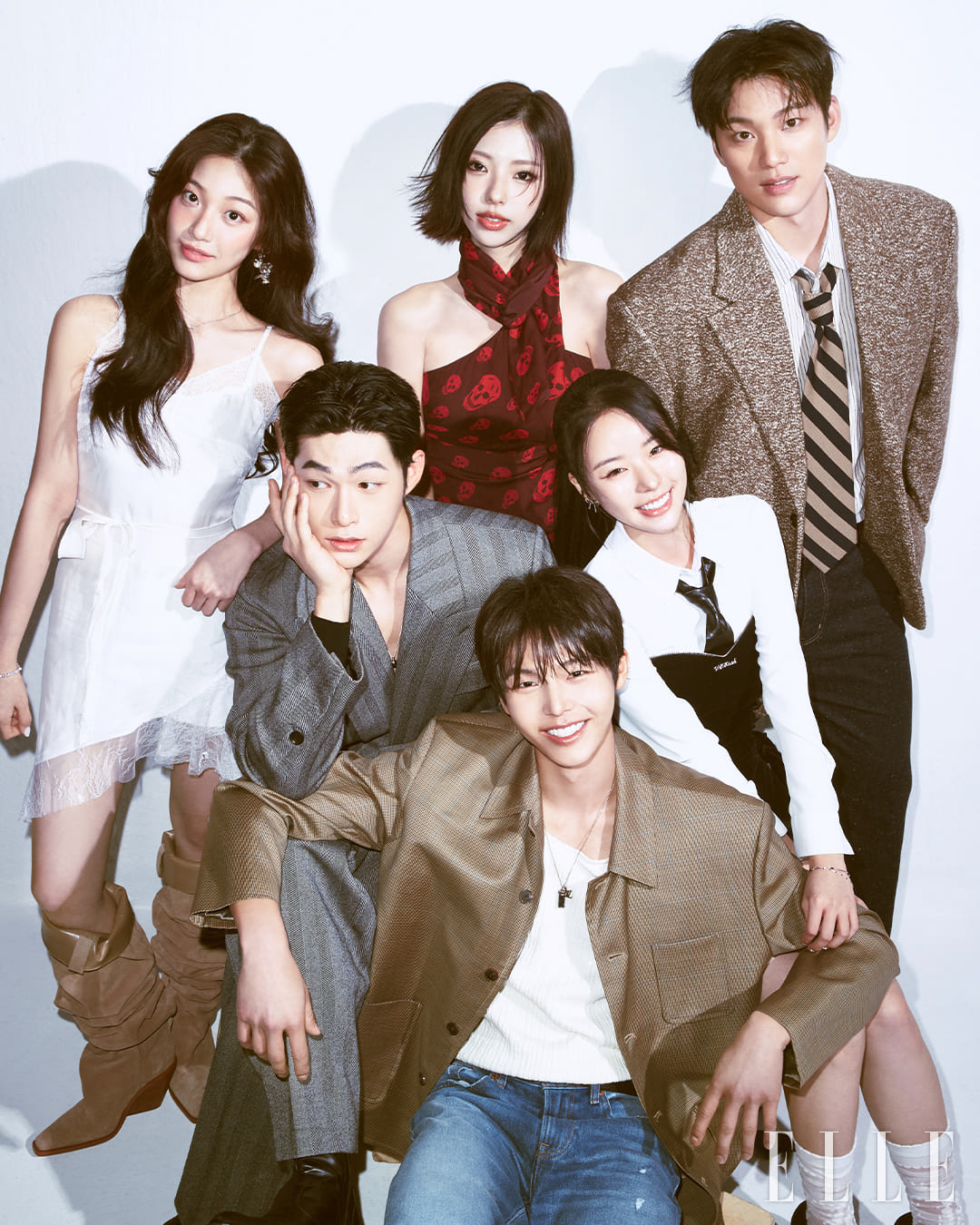 '살색 가득' 13人 '솔로지옥5' 도파민 터지는 화보…'육상 카리나'부…