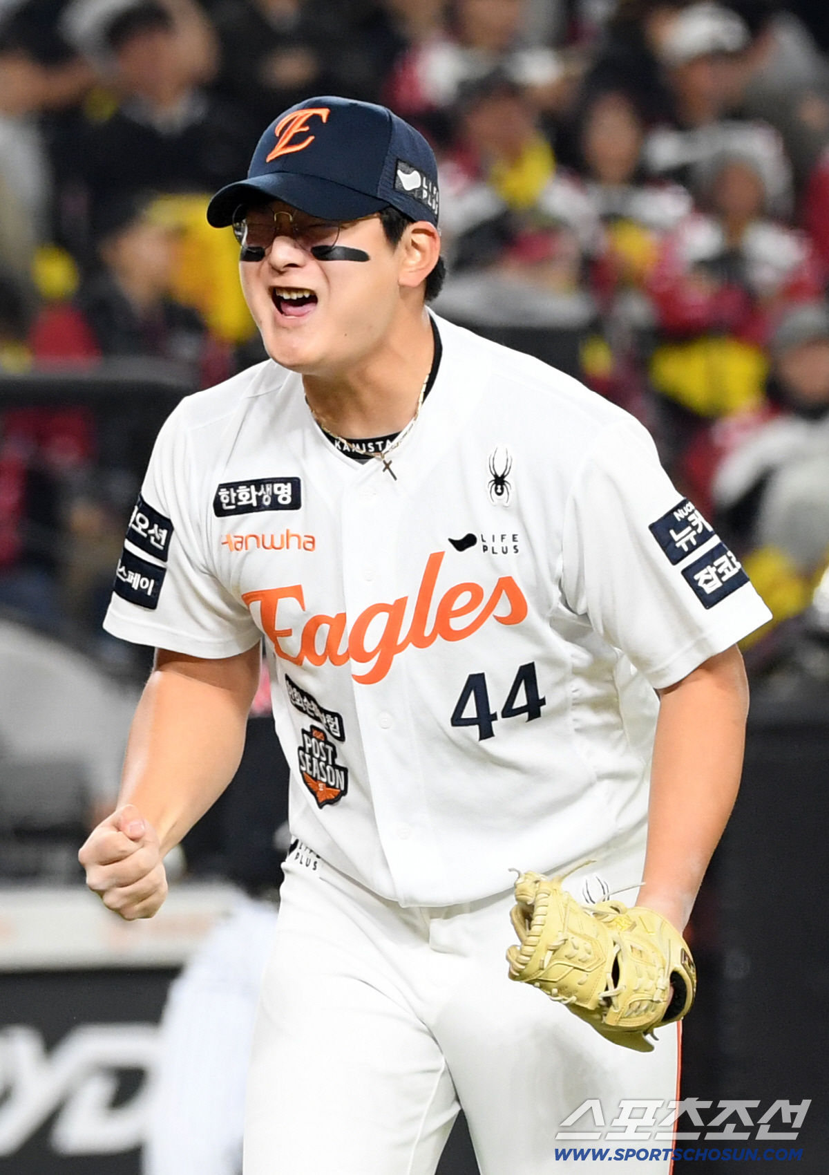 '10억원 대박' 노시환, 다년계약 대신 연봉 계약했다…김서현 데뷔 첫 …