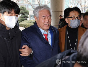 '서부지법 난동사태 배후 의혹' 전광훈 목사 구속송치(종합)