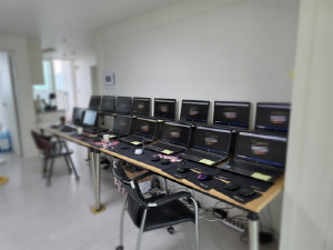 경찰, 조폭·전 국가대표 가담 도박조직 23명 적발…판돈 2조원