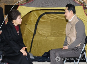 박근혜, 張 단식농성장 방문…