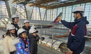 [게시판] 아시아나, 인천공항 격납고서 직원 자녀 초청 프로그램