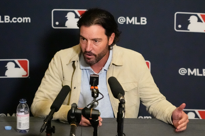 날 스카우트하려던 분이 SF 감독이라니! 불안한 트레이드설에 "날 보내지 마세요" 21살 유망주의 다짐