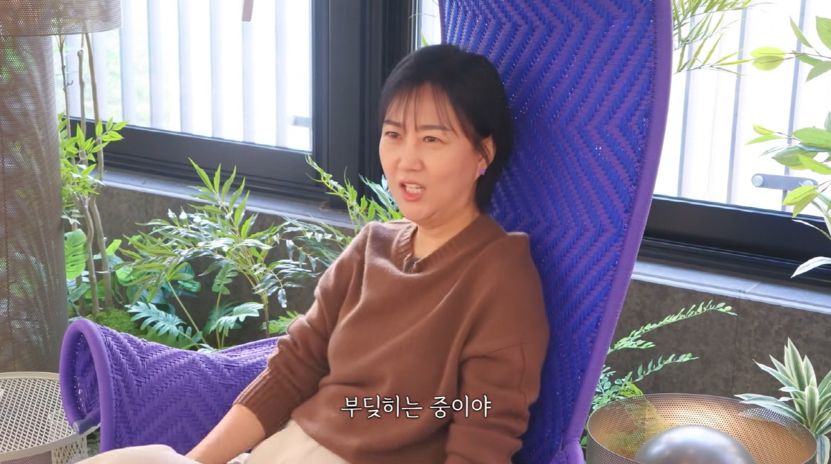 장윤정, 12년만 결혼 생활 불만 터졌다..."♥도경완과 싸워야 되나" …