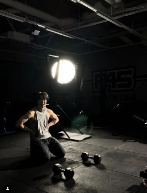 손종원 세프의 '전완근 비결' 크로스핏·F45…올해는 기능성 트레이닝 프로그램에 도전해볼까