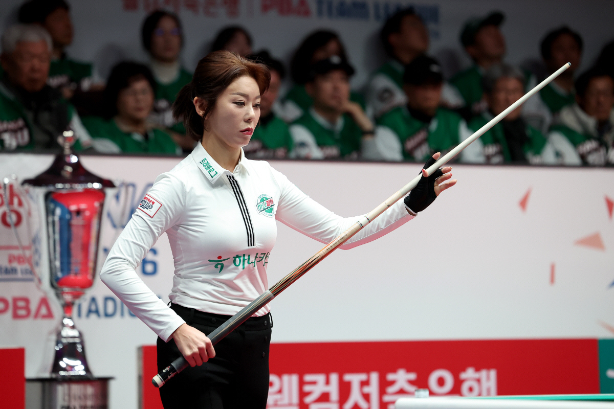 '준PO부터 쓴 드라마' 하나카드, SK렌터카 꺾고 PBA 팀리그 사상 …