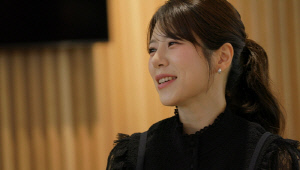 양지은, '애둘맘' 찐팬과 만남…육아부터 보컬 레슨까지→