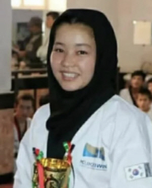 태권도 가르치던 아프간 여성, 돌에 맞아 처형 위기…