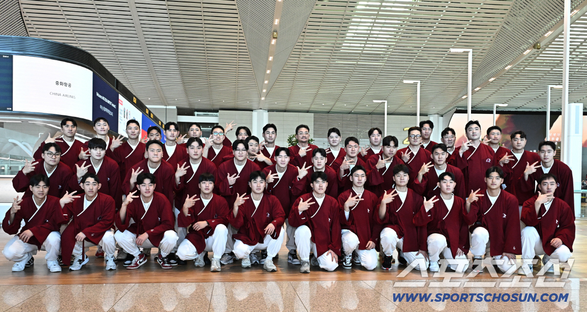 이 팀은 야구가 아니고, 옷으로 '어그로' 화끈하게 끄네..."템플 스테…