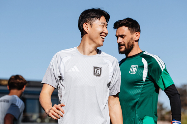 "반갑다 흥민아" 18살 소년으로 돌아간 SON, 美 프리시즌에 함부르크…