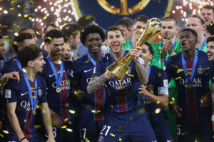 '충격적인 사건에 휘말렸다' 이강인의 PSG 동료 프랑스 국가대표 수비수, 고용한 콜롬비아 가족 '현대판 노예 취급 당했다' 주장.. 법적 대응으로 반박