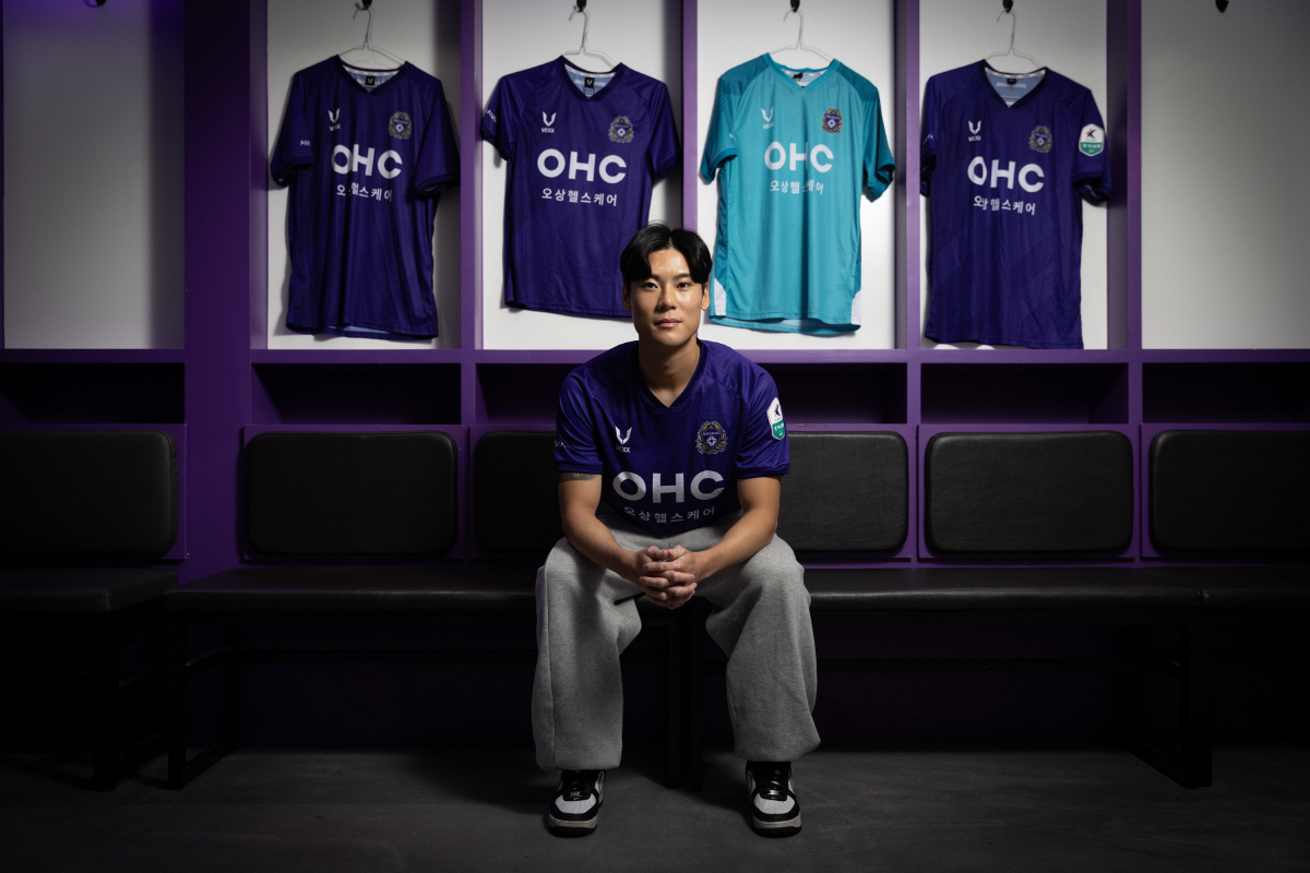 [오피셜]측면에 속도를 더했다! FC안양, '건대 음바페' 최건주 영입.…