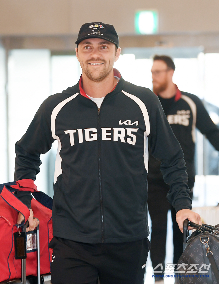 '29억 초특급 대우' 근데 다 어디 갔어? ML도 포기하고 왔더니…"찬호 첫 타석 사구 조심해"