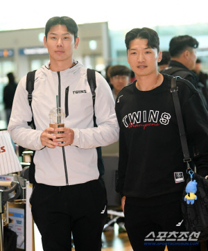 사이판 다녀왔더니 미국비행기 타라고? LG 국대 8명 미국 캠프 출발 밀릴뻔한 이유[공항 스케치]