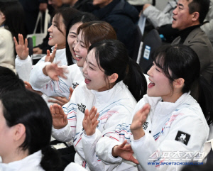 올림픽 향하는 여자컬링, 자신감 있게 외친 목표 