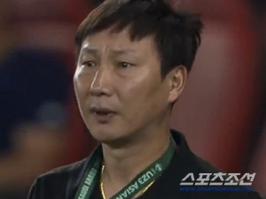 대한민국에 칼끝 겨눈 한국인 '신태용의 길' 앞에 선 식사마, 승부 앞에 동료·선후배 없다