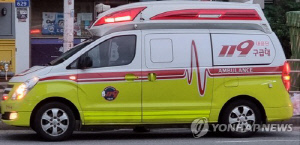 강추위속 차량 밑에 2시간 깔린 60대 구조…