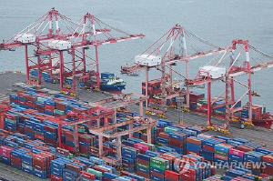 부산항 국제항해 선박 안전관리 강화…위험도 점검