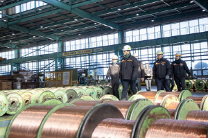 호반 김대헌 사장, 대한전선 당진공장 방문…새해 첫 현장 경영