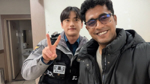 버스에 등록금·여권 놓고 내린 유학생, 경찰 덕에 되찾아