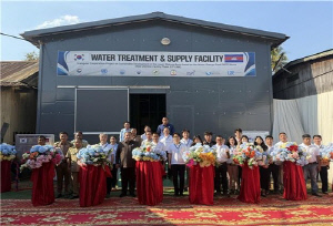 [과학스냅] STEPI, 캄보디아서 신재생에너지 기반 정수시설 이양식