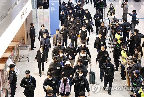 유명 금융사 사칭 194억 편취한 캄보디아 송환자 서울서 수사