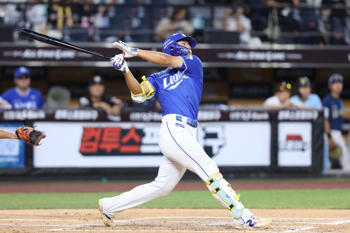 '호주 클러치' 1군 캠프 합류, '약속의 땅' 오키나와 설렘주의보 '심…