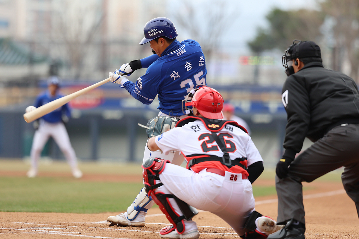 '호주 클러치' 1군 캠프 합류, '약속의 땅' 오키나와 설렘주의보 '심…