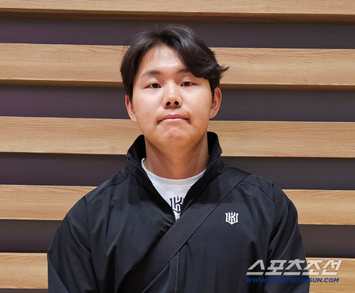 토종 WAR 1~2위가 한팀에 있네? '차세대' 꼬리표 떼고 3번째 태극마크 도전 → 에이스 정조준? 소형준의 자신감 