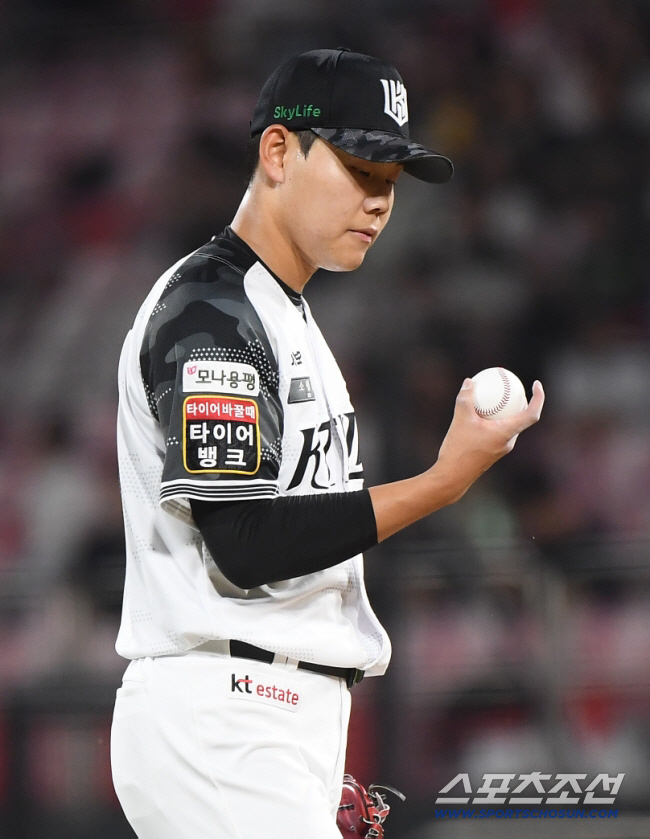 토종 WAR 1~2위가 한팀에 있네? '차세대' 꼬리표 떼고 3번째 태극…