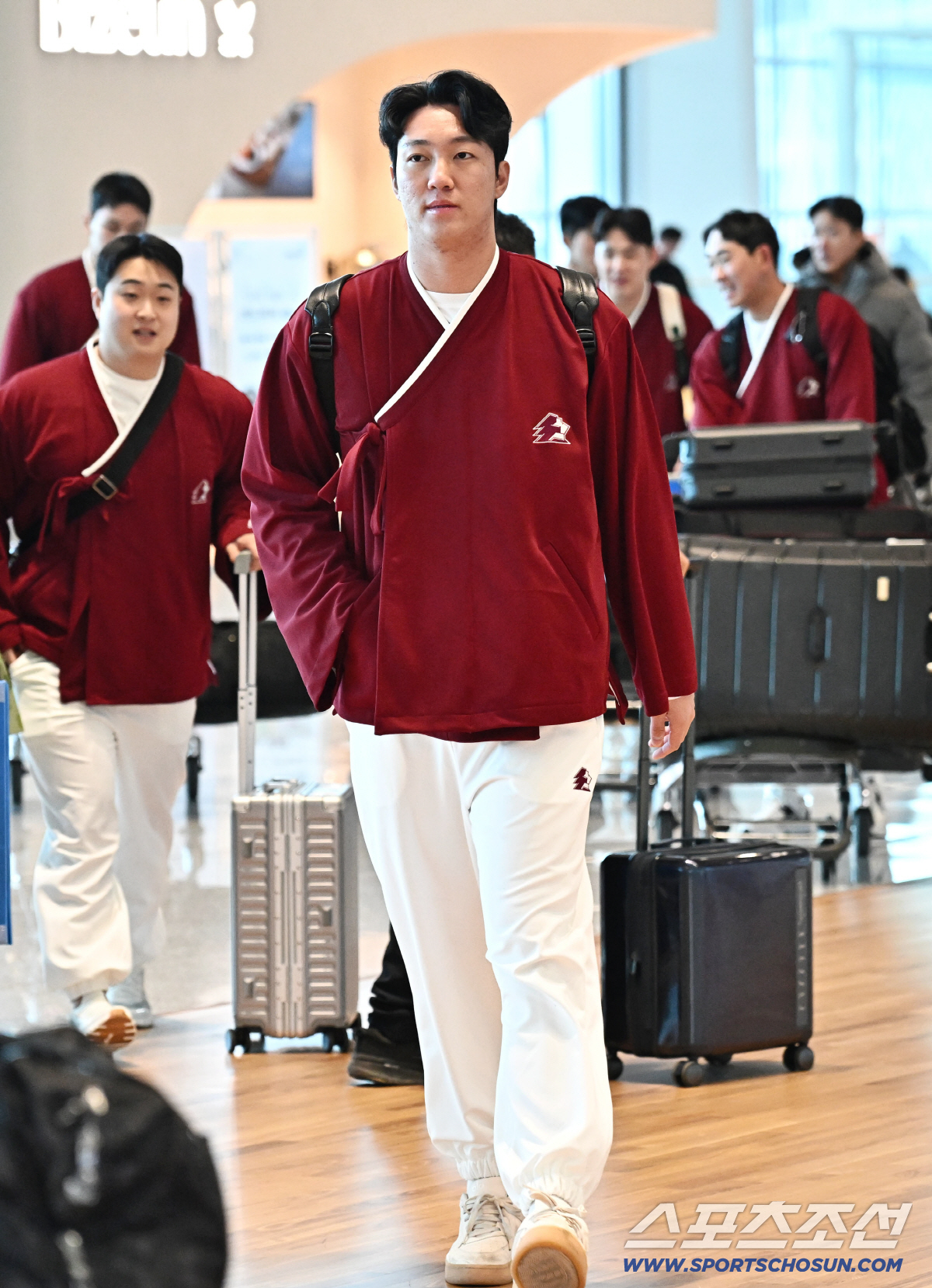 돌아온 에이스 안우진 "메이저리그 진출, 당연히 꿈은 있다. 하지만...…