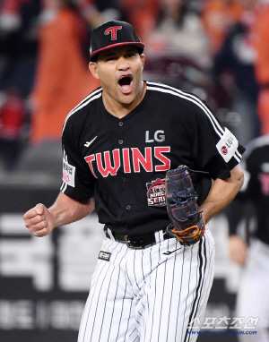 LG 마지막 '액땜' 무사통과! 치리노스 베네수엘라 탈출 → 무사히 플로리다 입성…캠프 정상 합류 확정 [SC포커스]