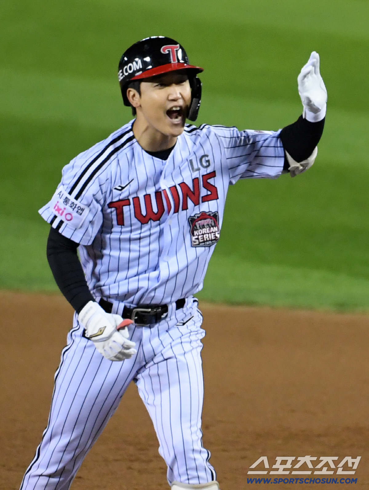 '너의 뒤에서' 백업 연봉이 2억3천이라고? GG급 유틸리티니까. "올해…