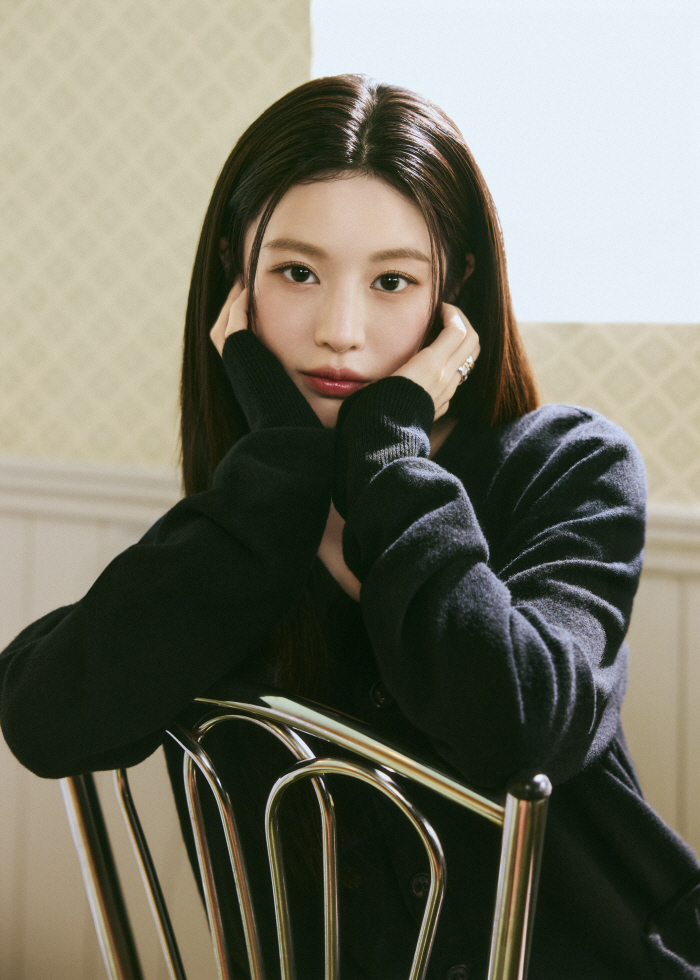 [인터뷰①] '이사통' 고윤정 "♥10살 연상 김선호, 제가 열심히 '밈' 가르쳐줬죠"