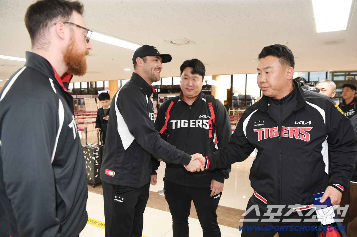 "우승하고 운동 안 했다? 그건 솔직히" 양현종, 선수단 대변했다…"팬들…