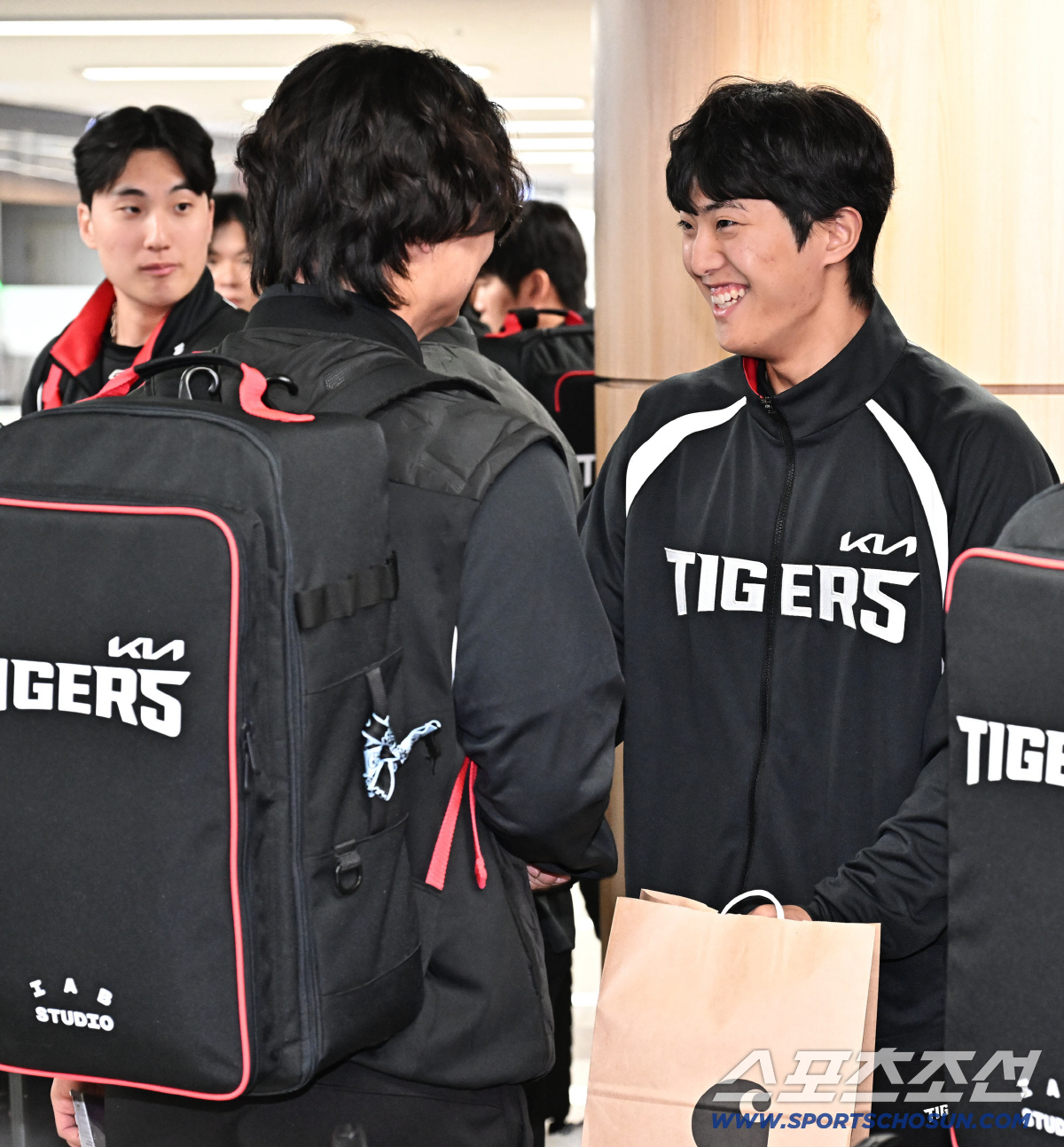 "우승하고 운동 안 했다? 그건 솔직히" 양현종, 선수단 대변했다…"팬들…