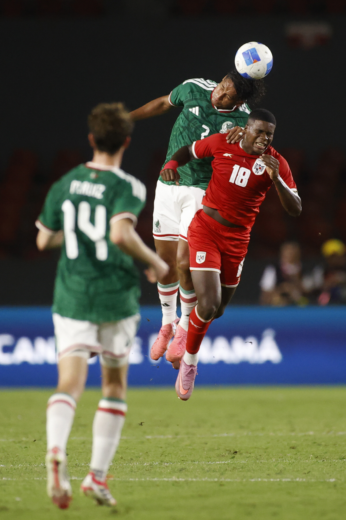 이 정도면 해볼만 한데? 홍명보호 2차전 상대 '개최국' 멕시코, 귀화 …