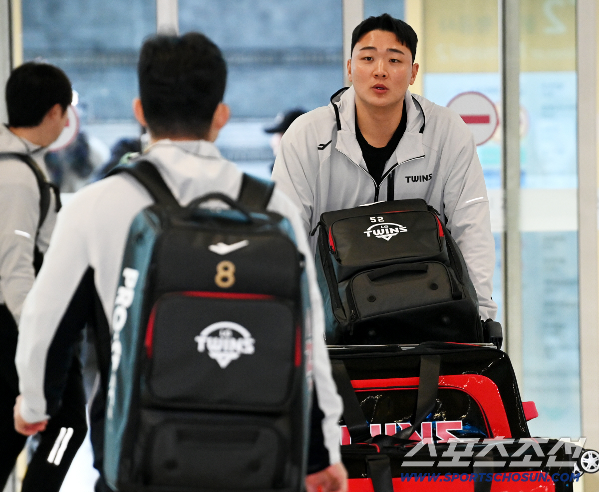 "포텐이 무한대" 은퇴한 전설의 52번, LG 후계자가 새긴 한마디 "박…