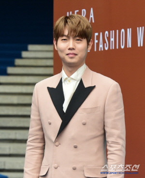 손태진, '서울대 아들' 키워낸 부모님에 '차원이 다른 효도'...현금 이벤트 선물