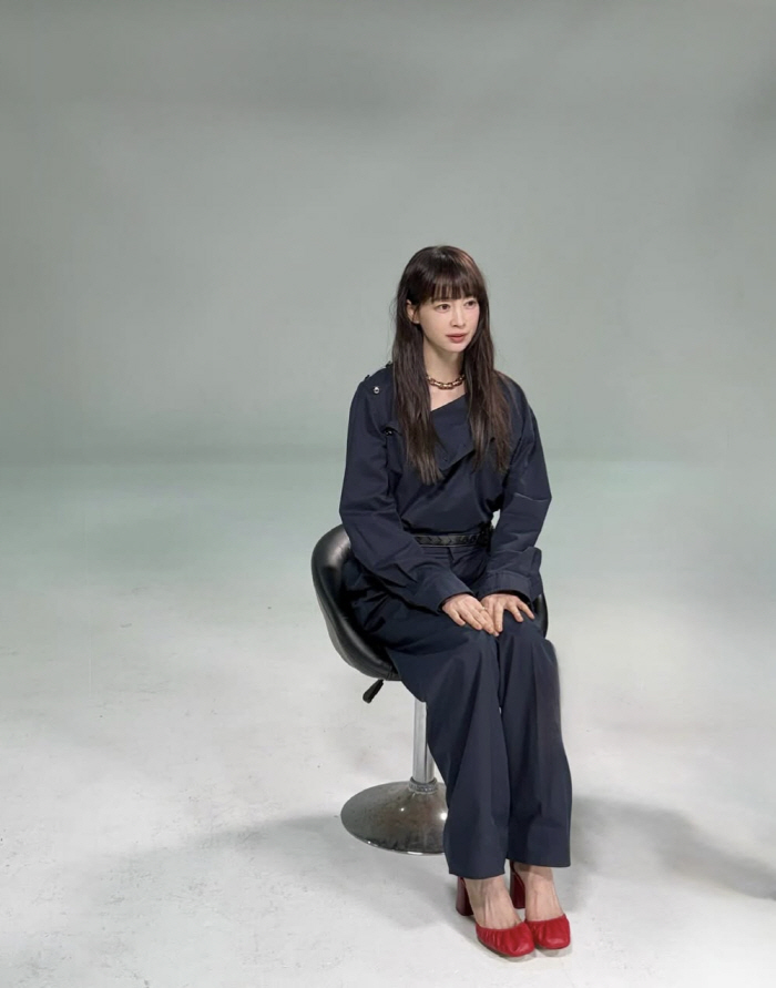 '47세' 이나영, 172cm·48kg 무보정 실물 깜짝..원빈♥ 15년 공백 속 열일