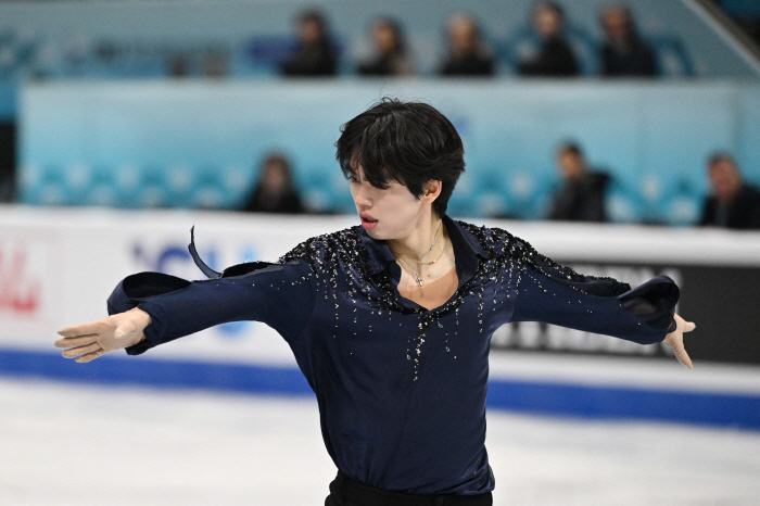 '올림픽 최종 점검' 피겨 차준환, 4대륙선수권 쇼트 6위...아쉬웠던 점프 실수