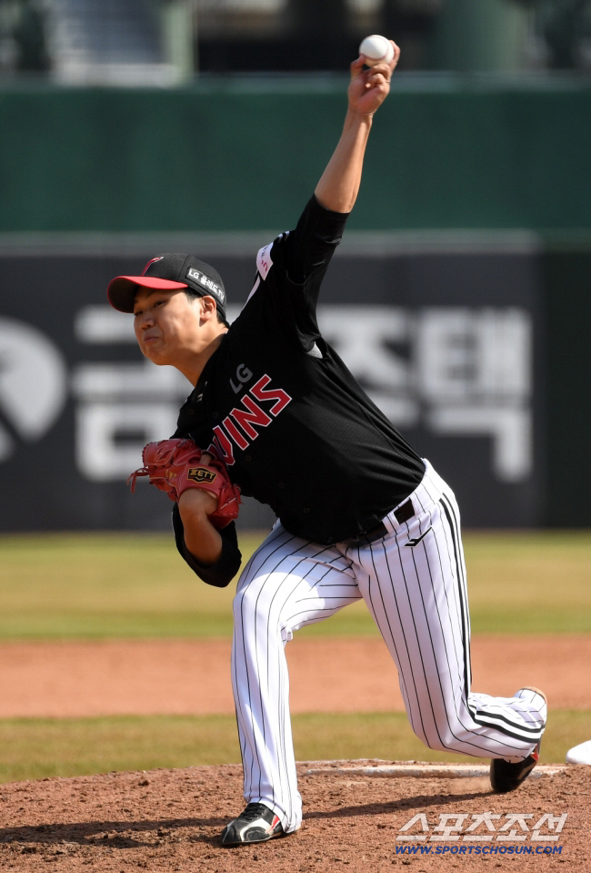 "동주 도영 현민 이런 무서운 친구들과 내가…" 황금 03년생 늦깎이 본…